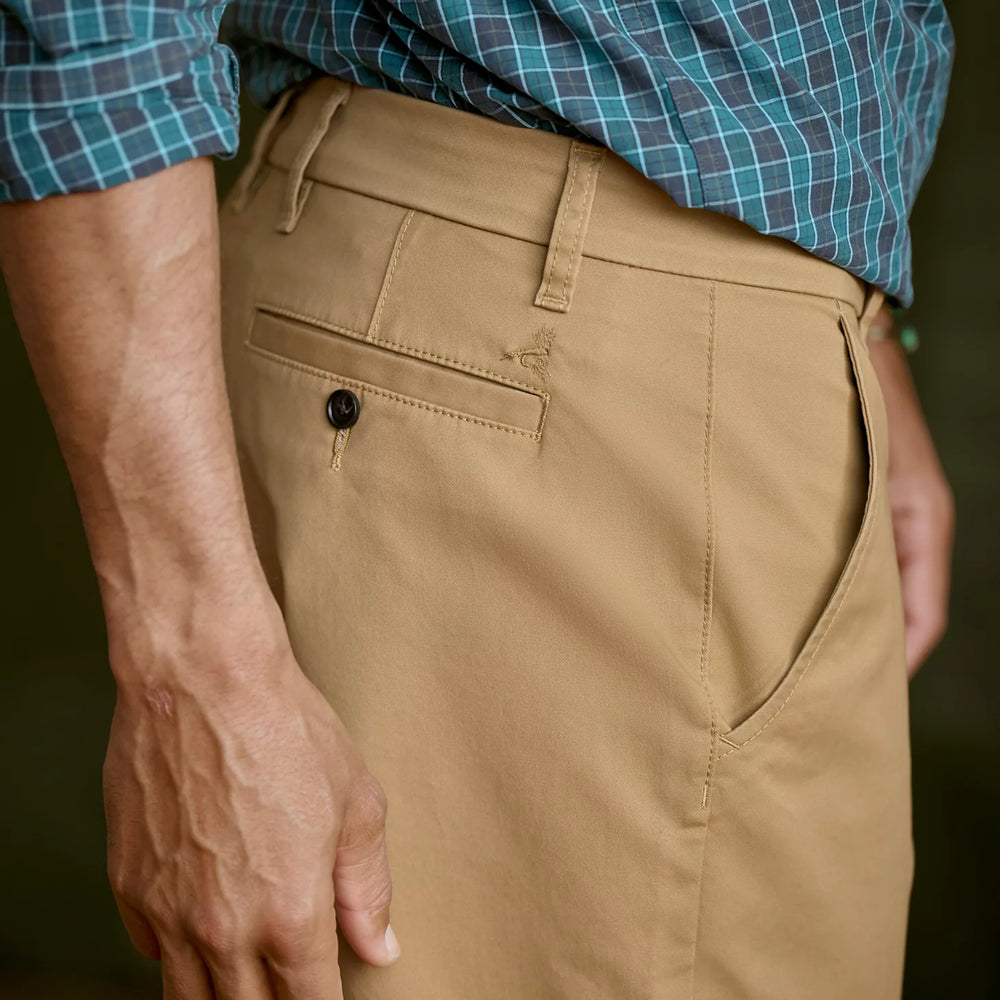 1856 Easy Care Angler 9" Chino Shorts