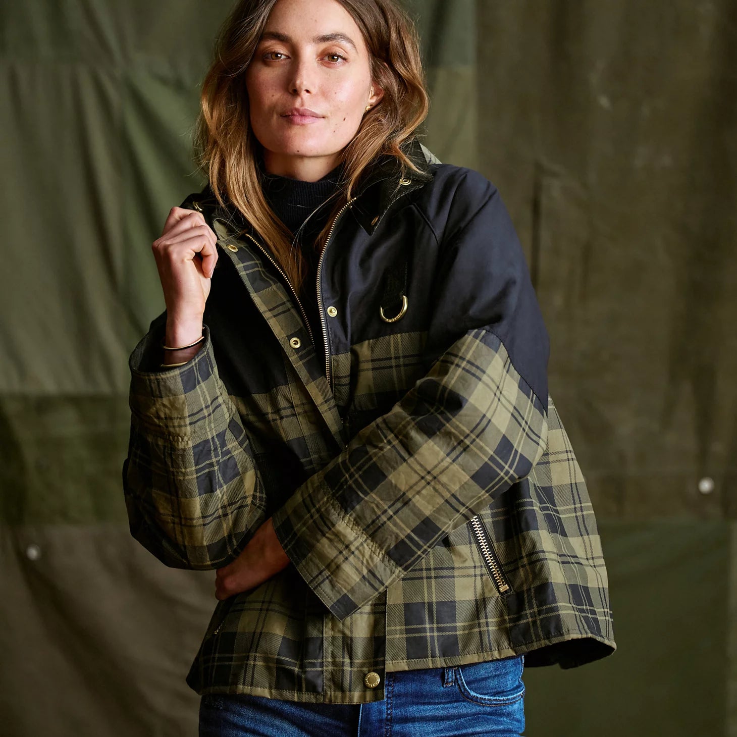 OLIVE CHECK/BLACK,4 US